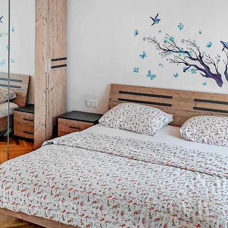 Three-bedroom In Vakantiehuis