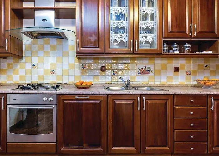 Σπίτι διακοπών Three-bedroom In Praputnjak